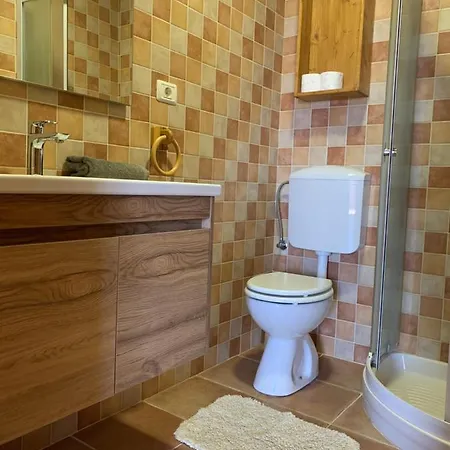 Ceh Apartment *